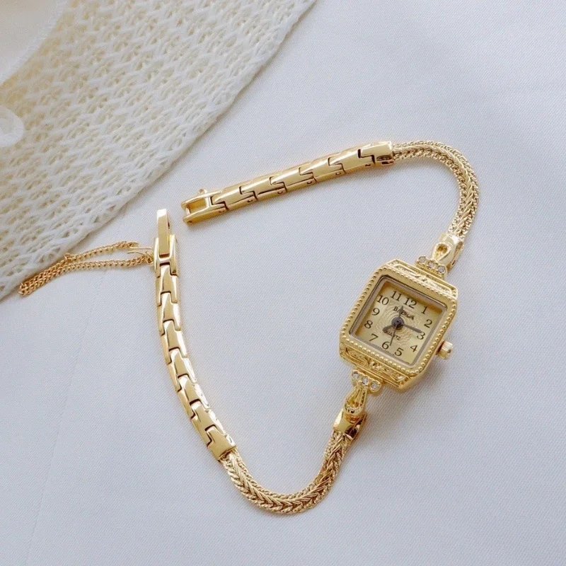 Vintage Digital Watch - Reloj de correa delgada Vintage de